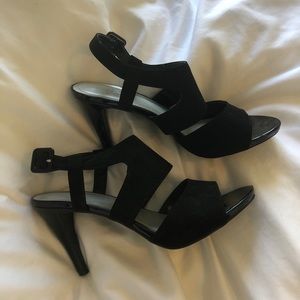 Black heels from impo